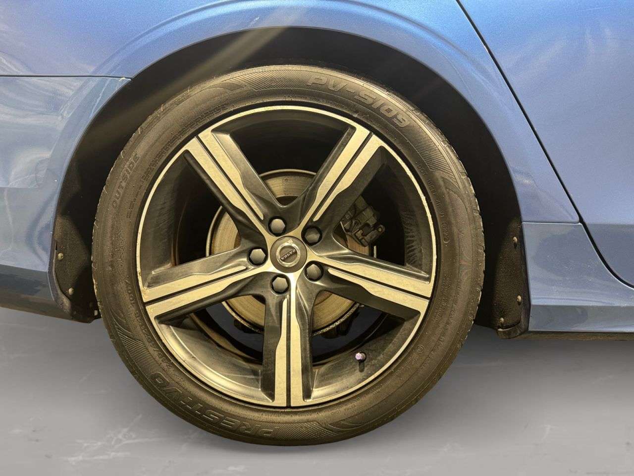 2018 VOLVO S90 2018 VOLVO S90