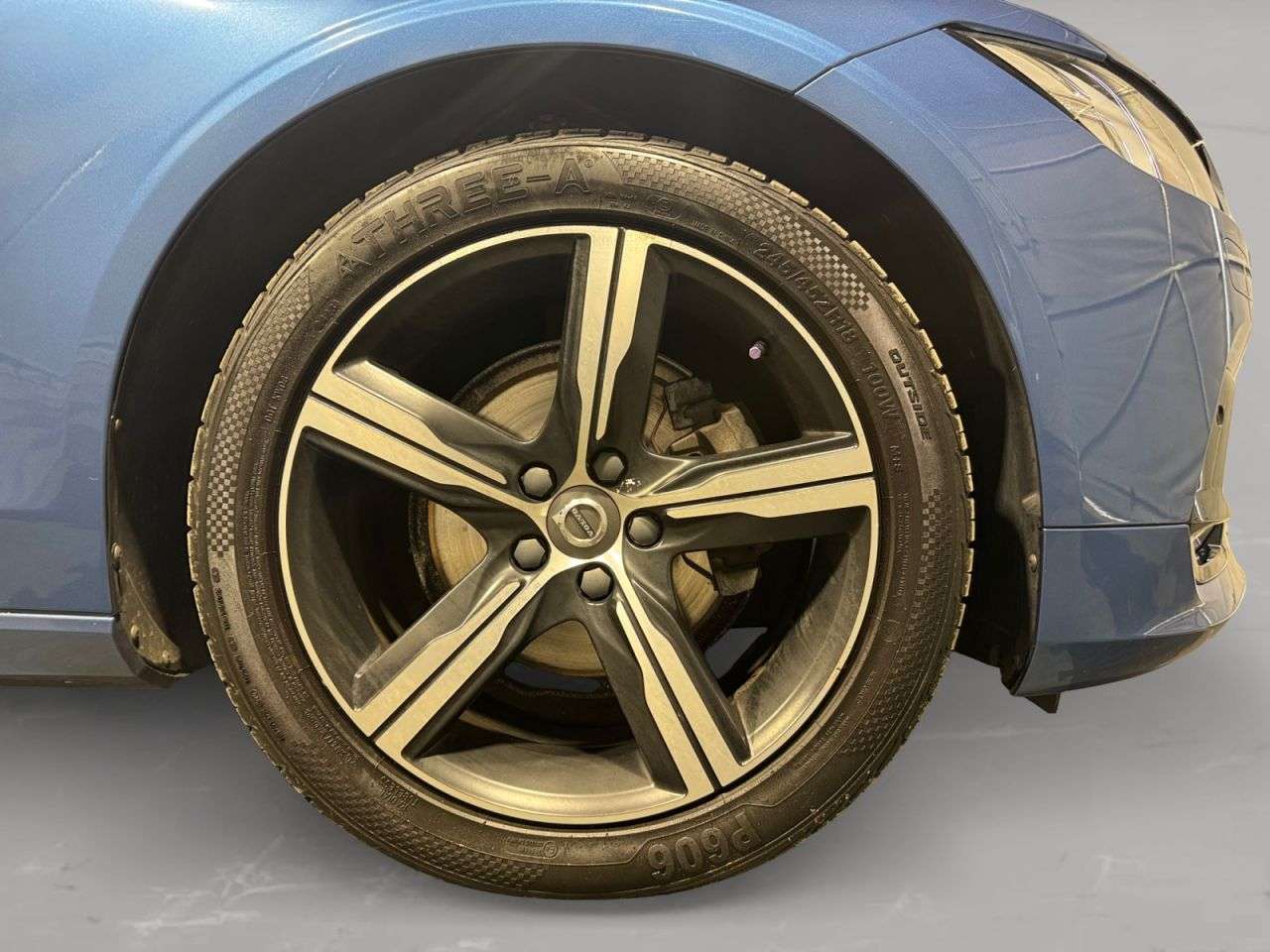 2018 VOLVO S90 2018 VOLVO S90