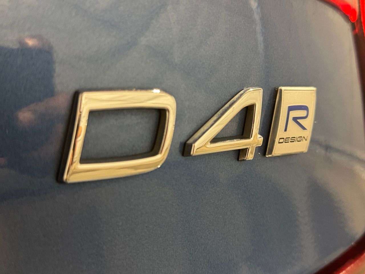 2018 VOLVO S90 2018 VOLVO S90