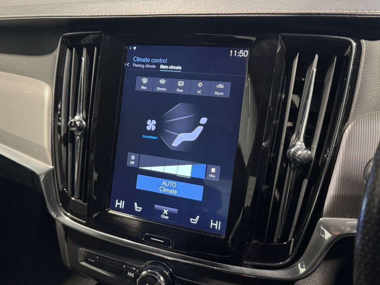 2018 VOLVO S90 2018 VOLVO S90