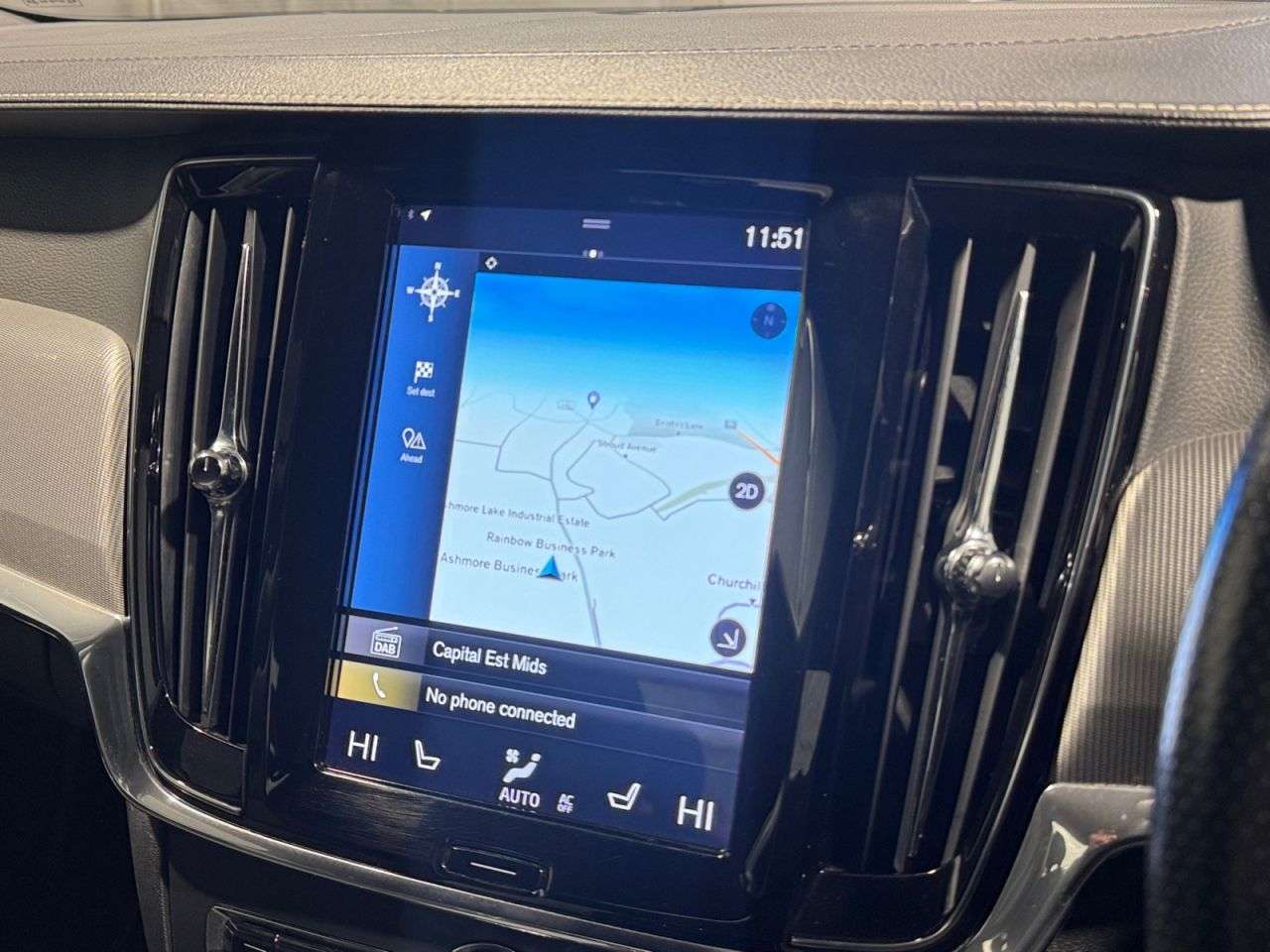 2018 VOLVO S90 2018 VOLVO S90