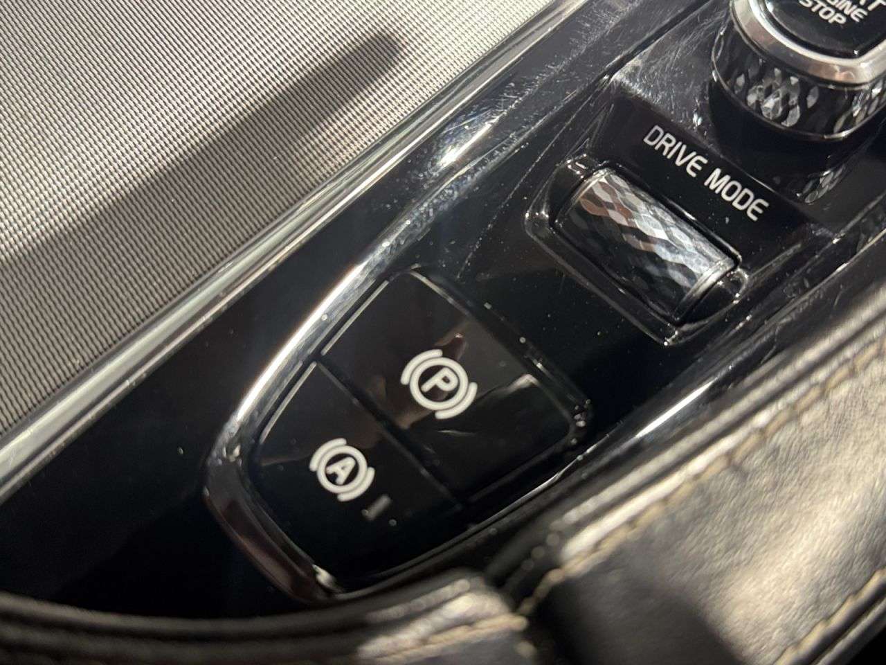 2018 VOLVO S90 2018 VOLVO S90