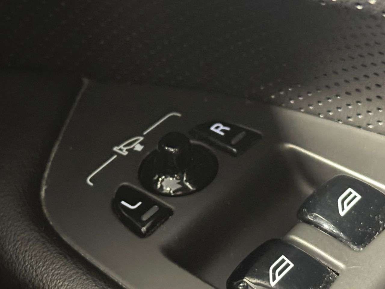 2018 VOLVO S90 2018 VOLVO S90