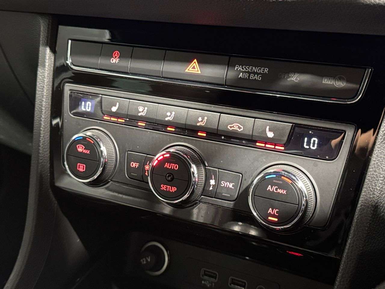 2017 SEAT ATECA 2017 SEAT ATECA