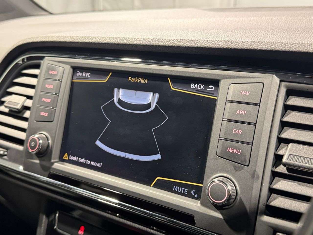 2017 SEAT ATECA 2017 SEAT ATECA