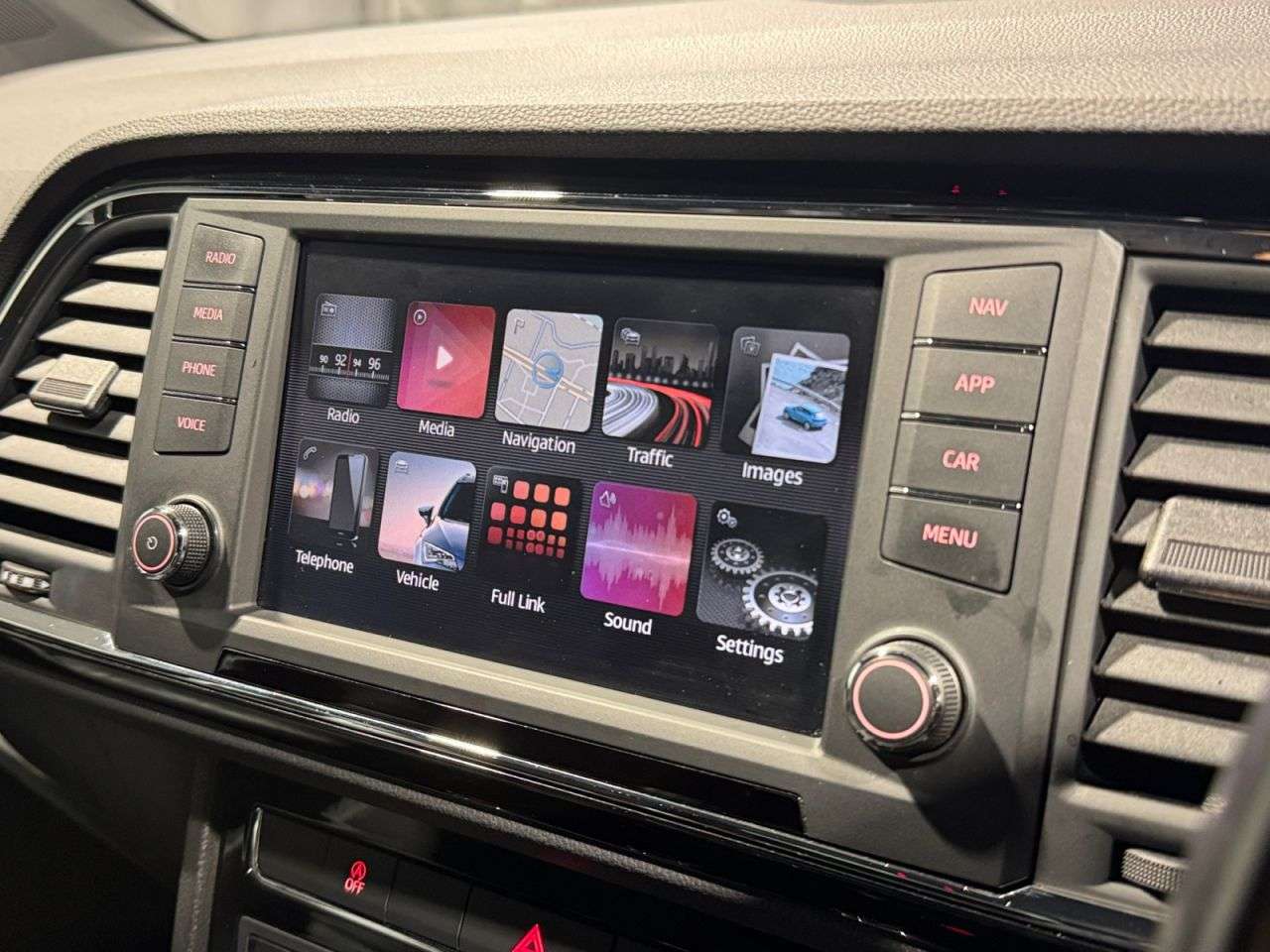 2017 SEAT ATECA 2017 SEAT ATECA