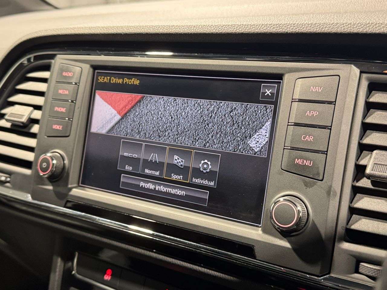 2017 SEAT ATECA 2017 SEAT ATECA