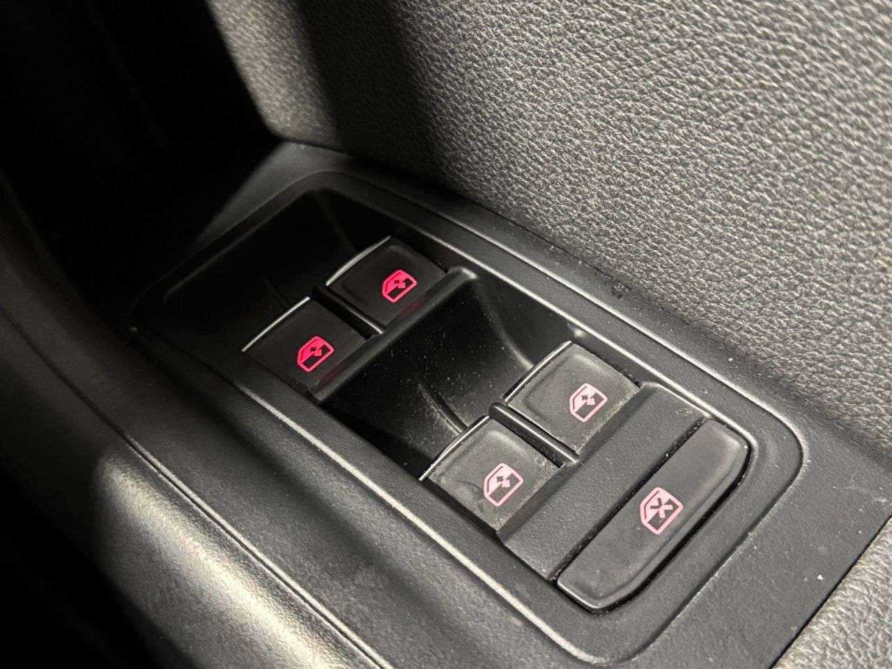 2017 SEAT ATECA 2017 SEAT ATECA