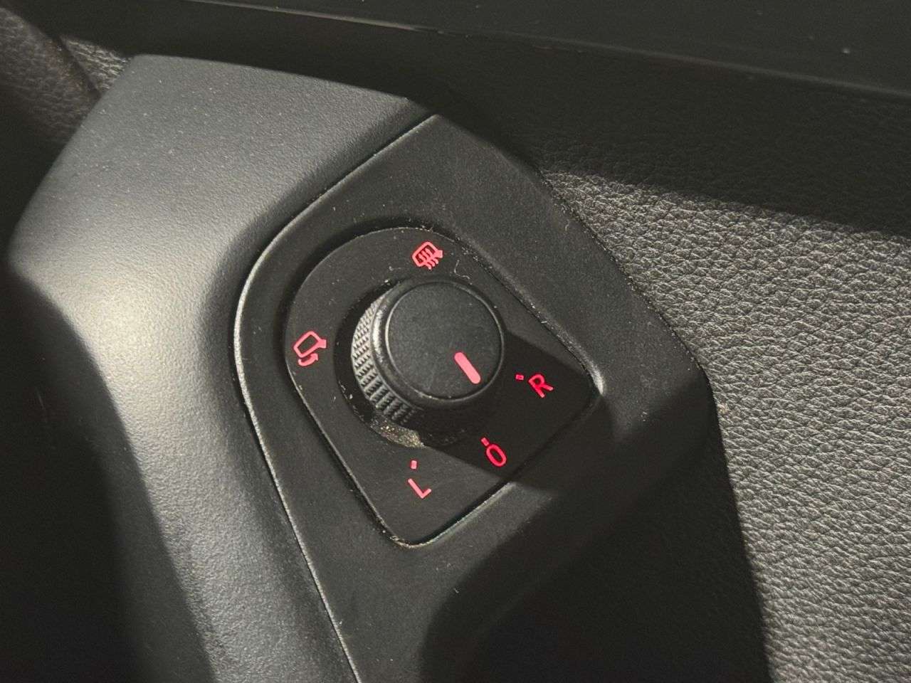 2017 SEAT ATECA 2017 SEAT ATECA