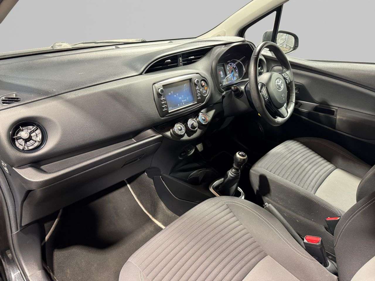 2017 TOYOTA YARIS 2017 TOYOTA YARIS