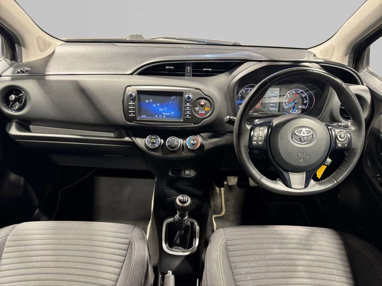 2017 TOYOTA YARIS 2017 TOYOTA YARIS
