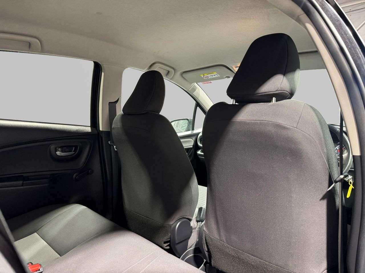 2017 TOYOTA YARIS 2017 TOYOTA YARIS