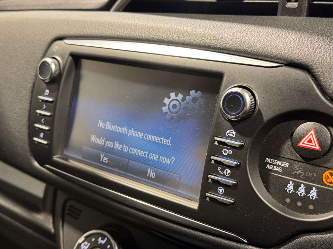 2017 TOYOTA YARIS 2017 TOYOTA YARIS