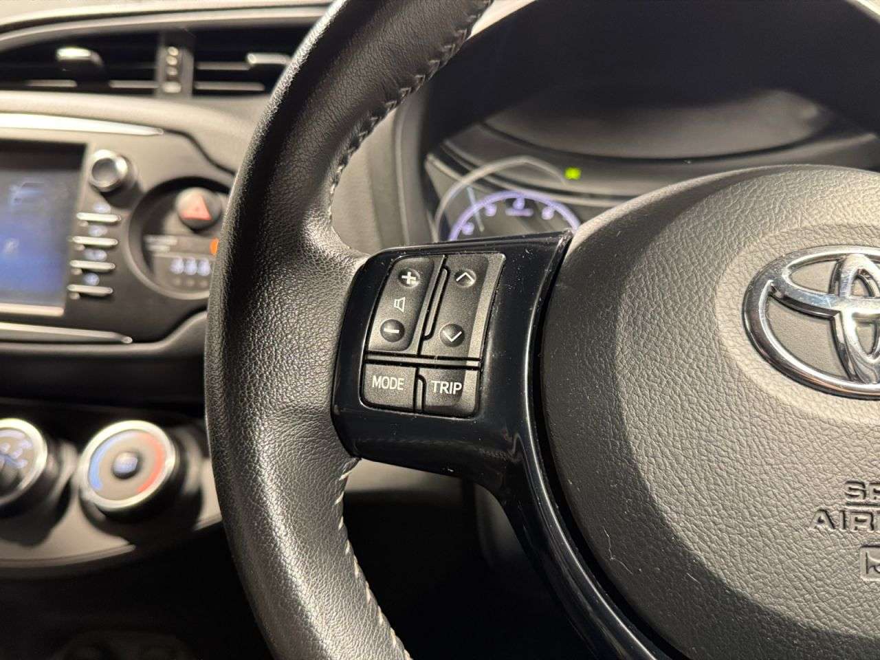 2017 TOYOTA YARIS 2017 TOYOTA YARIS