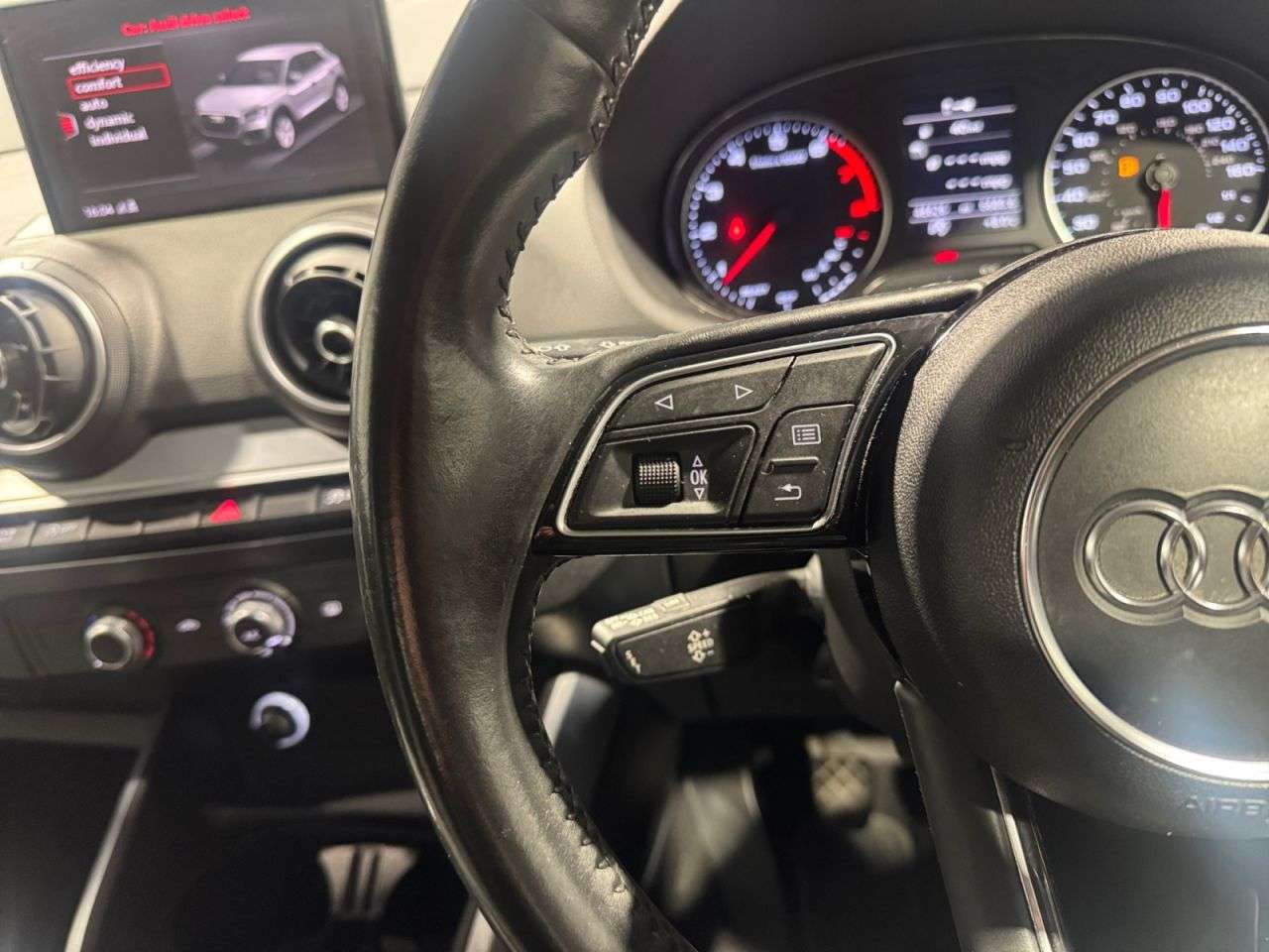 2017 AUDI Q2 2017 AUDI Q2