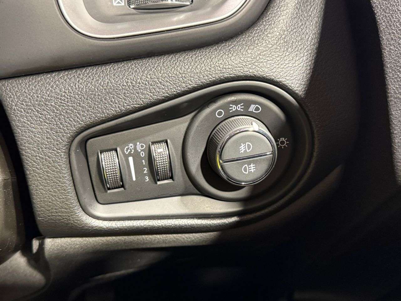 2018 JEEP RENEGADE 2018 JEEP RENEGADE