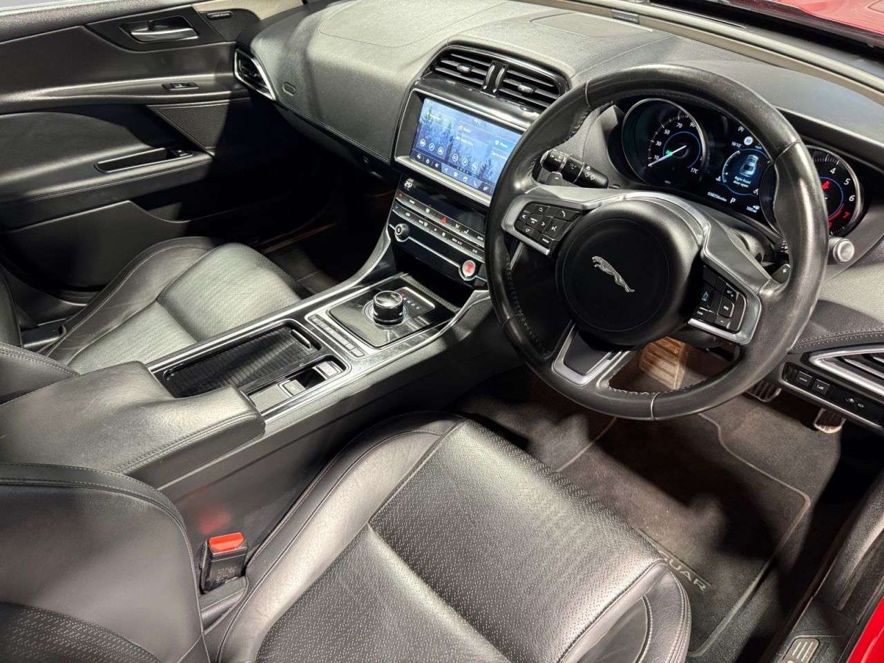 2019 JAGUAR XE 2019 JAGUAR XE