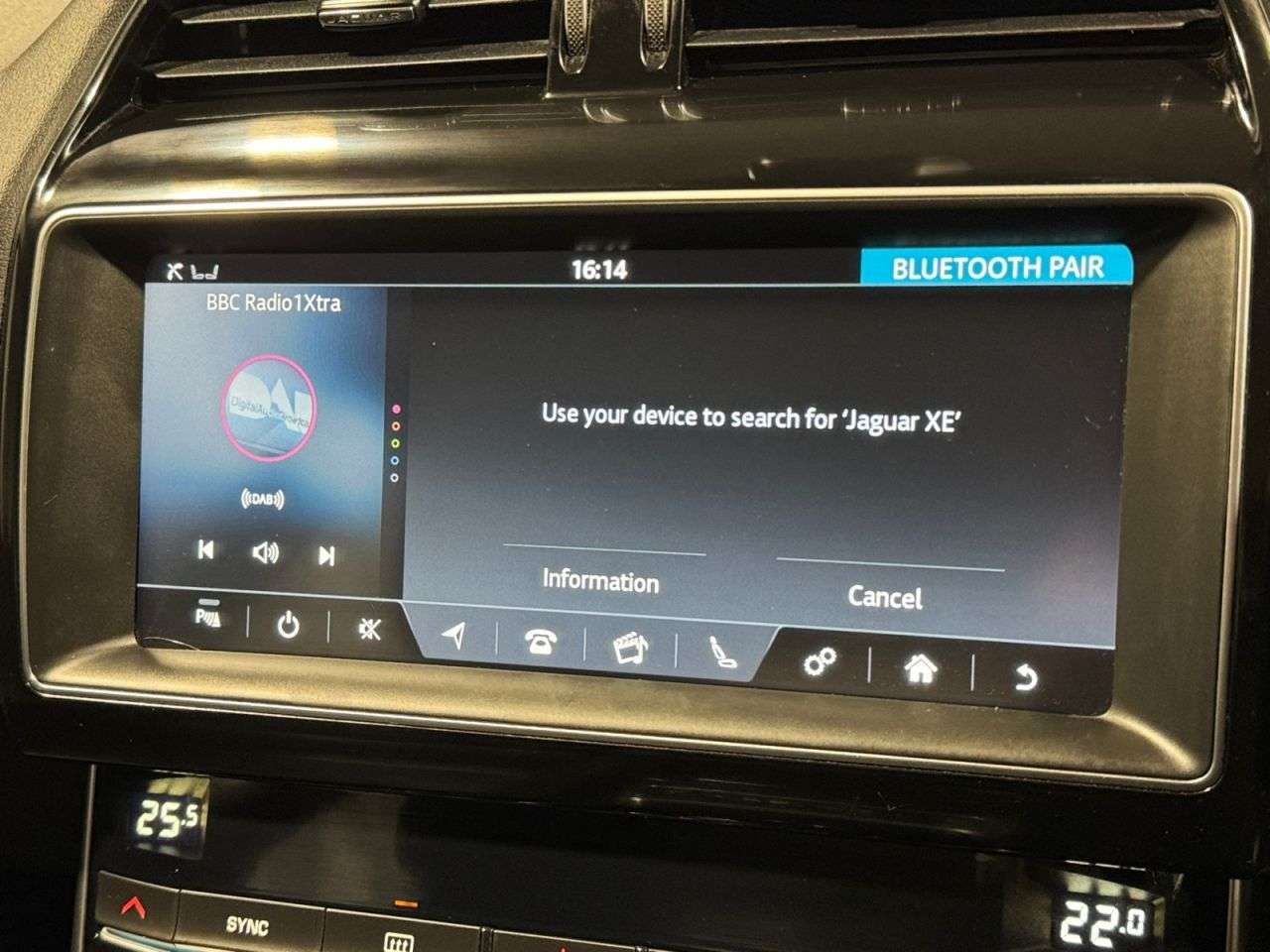 2019 JAGUAR XE 2019 JAGUAR XE