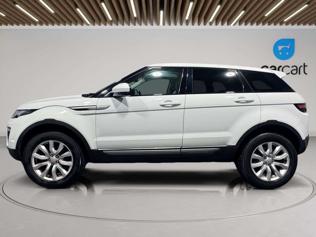 A 2017 LAND ROVER RANGE ROVER EVOQUE 2.0 eD4 SE SUV 5dr Diesel Manual FWD Euro 6 (s/s) (150 ps) (Rates starting A 2017 LAND ROVER RANGE ROVER EVOQUE 2.0 eD4 SE SUV 5dr Diesel Manual FWD Euro 6 (s/s) (150 ps) (Rates starting