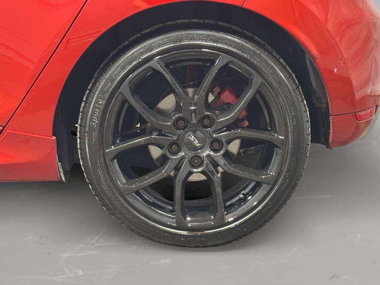 2015 RENAULT CLIO 2015 RENAULT CLIO