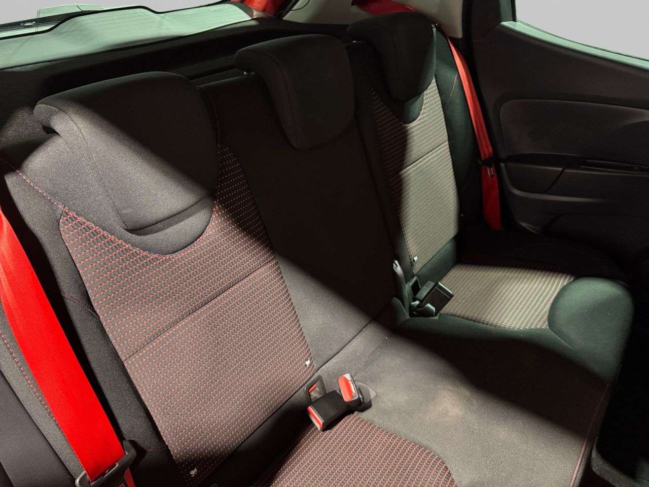 2015 RENAULT CLIO 2015 RENAULT CLIO