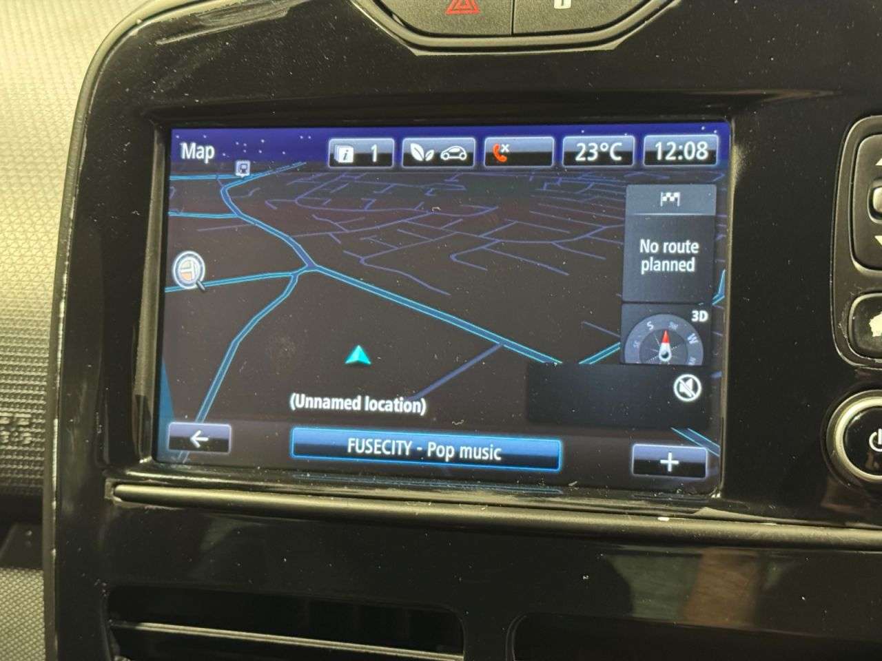 2015 RENAULT CLIO 2015 RENAULT CLIO