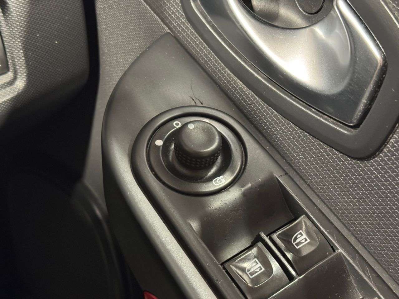 2015 RENAULT CLIO 2015 RENAULT CLIO