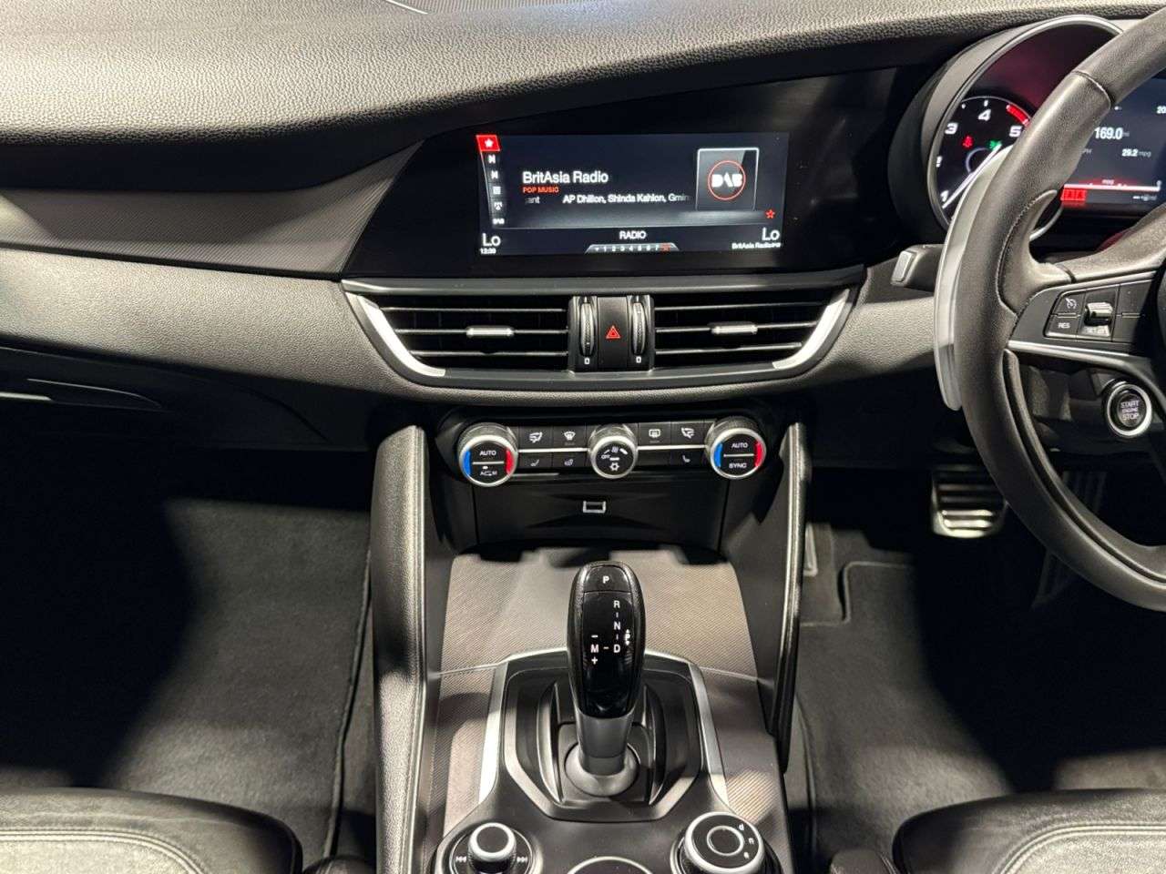 2017 ALFA ROMEO GIULIA 2017 ALFA ROMEO GIULIA