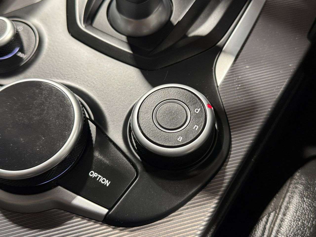 2017 ALFA ROMEO GIULIA 2017 ALFA ROMEO GIULIA