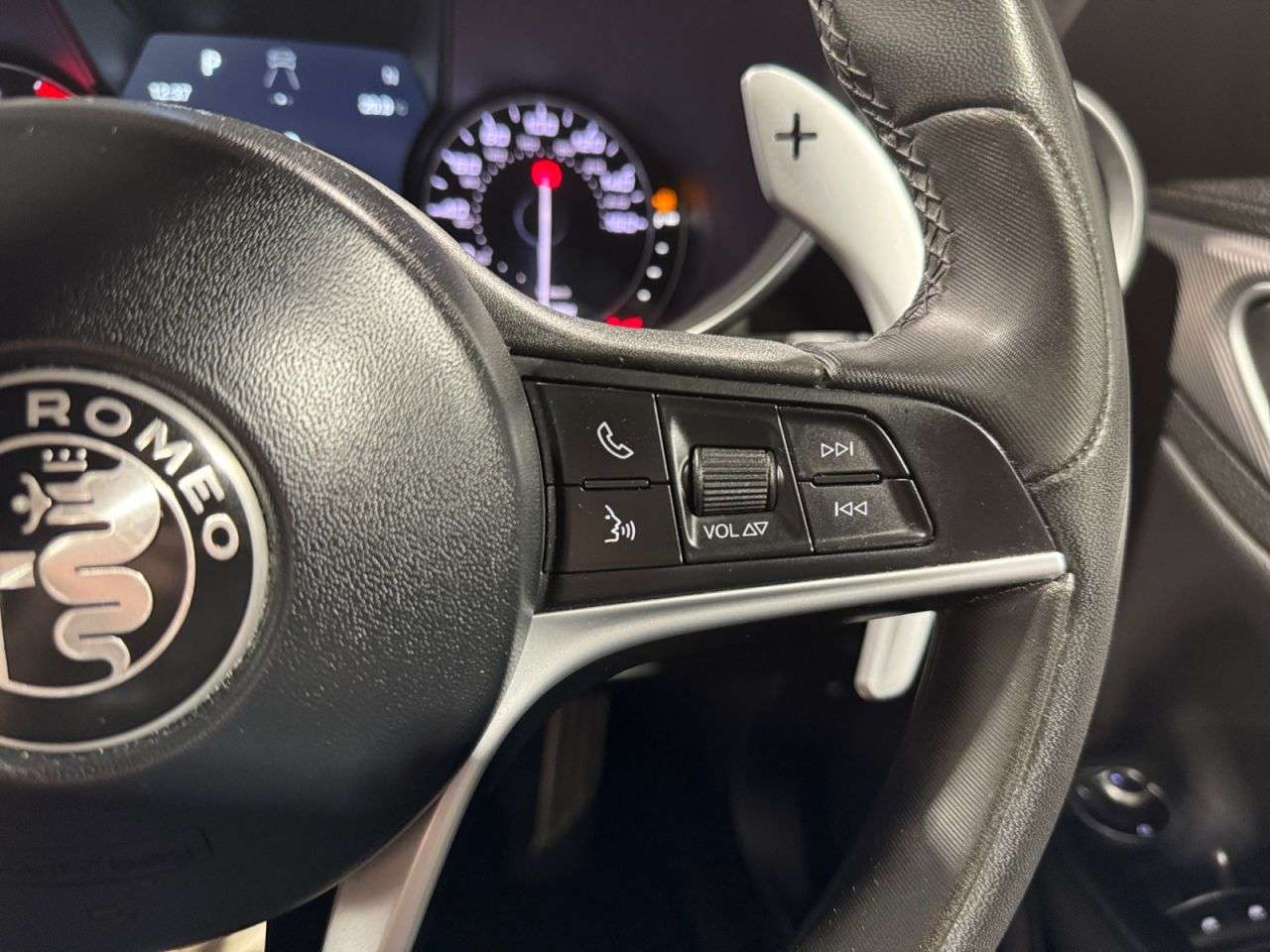 2017 ALFA ROMEO GIULIA 2017 ALFA ROMEO GIULIA