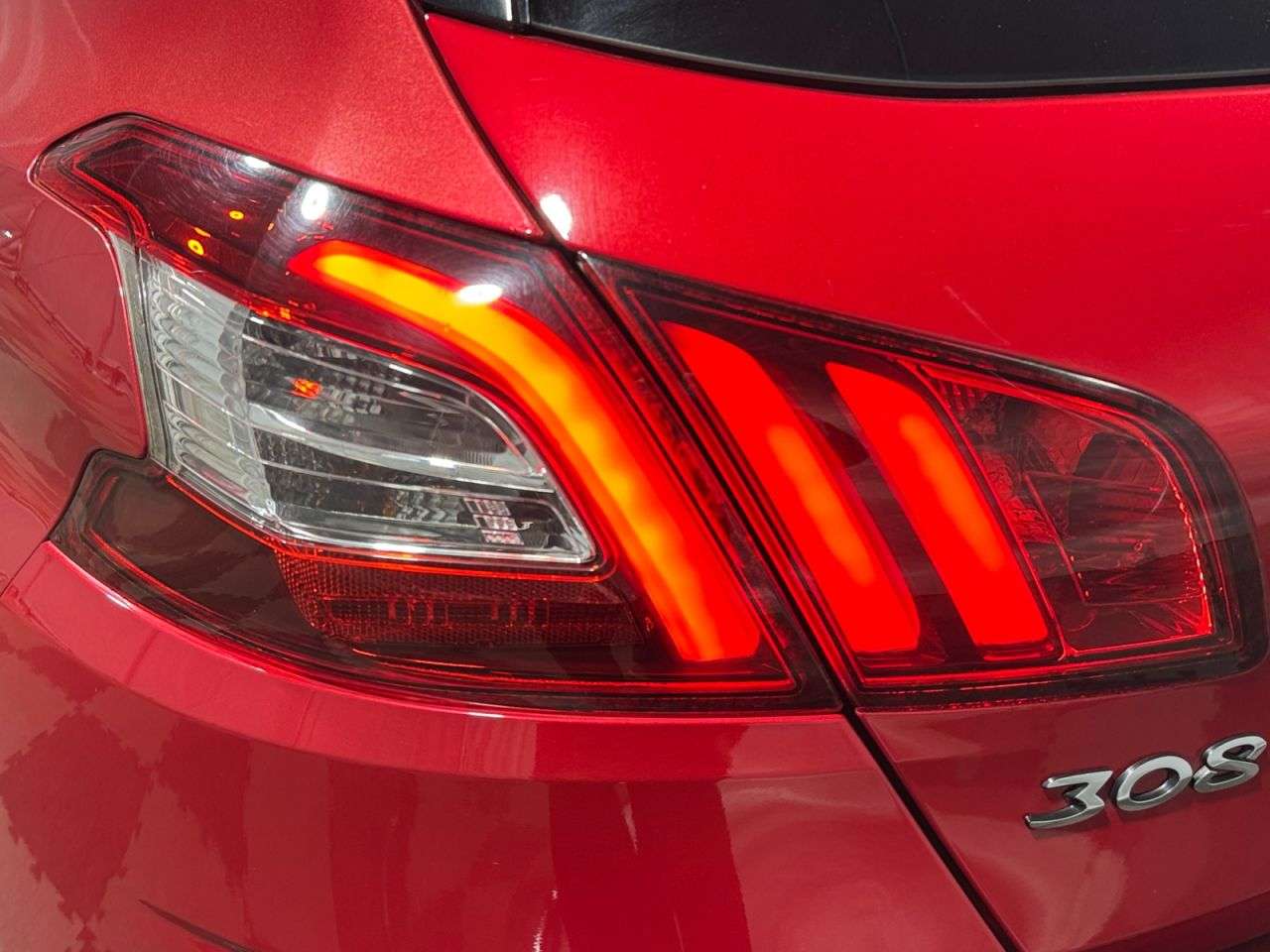 2016 PEUGEOT 308 2016 PEUGEOT 308