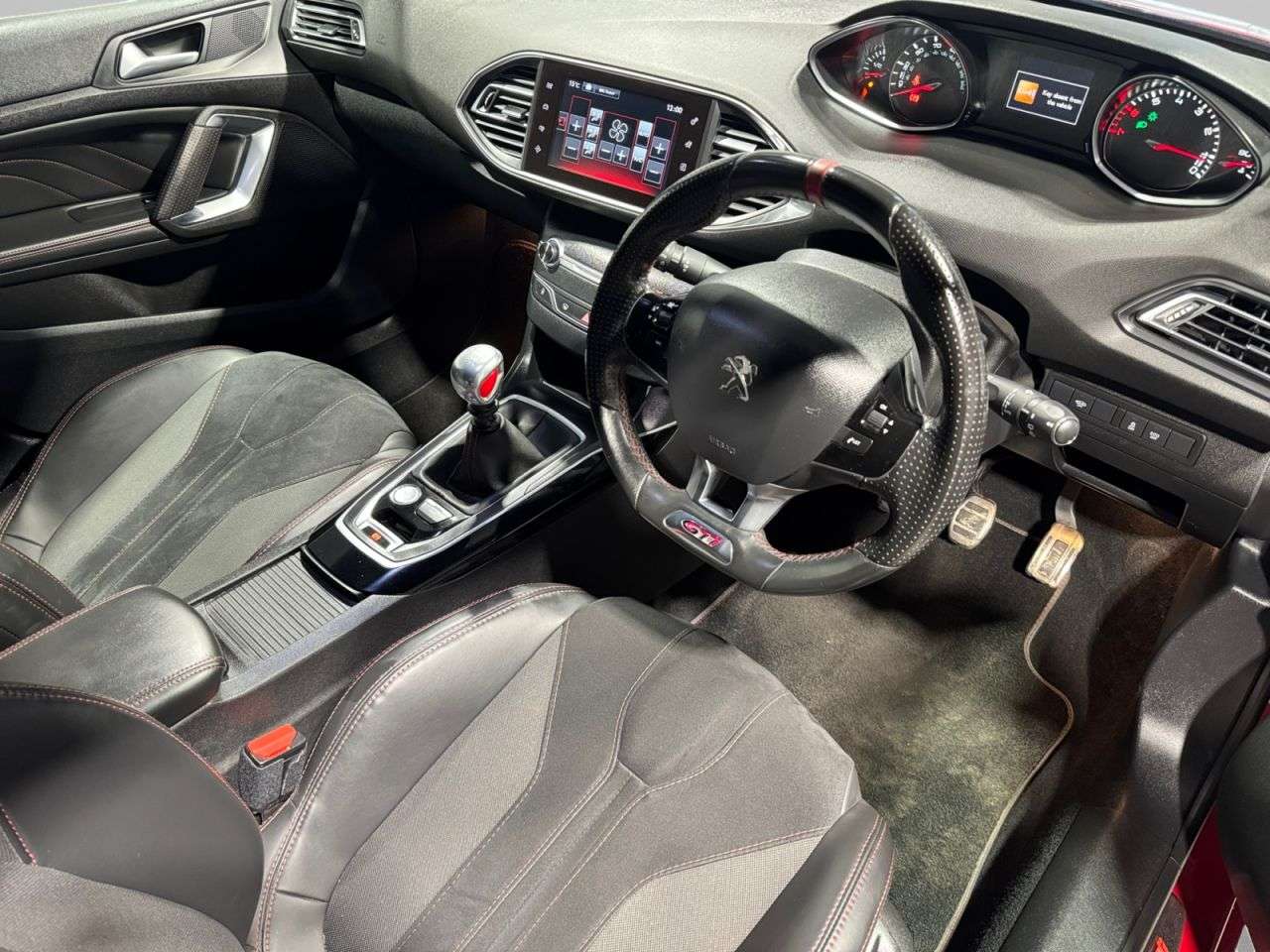 2016 PEUGEOT 308 2016 PEUGEOT 308