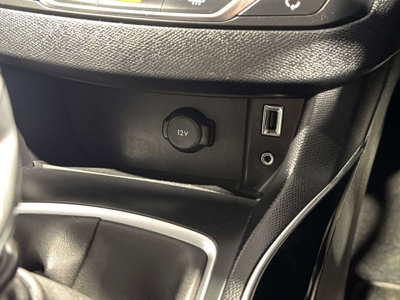 2016 PEUGEOT 308 2016 PEUGEOT 308
