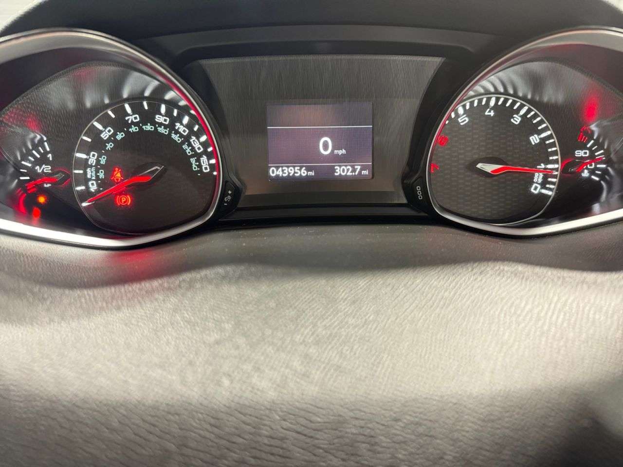 2016 PEUGEOT 308 2016 PEUGEOT 308