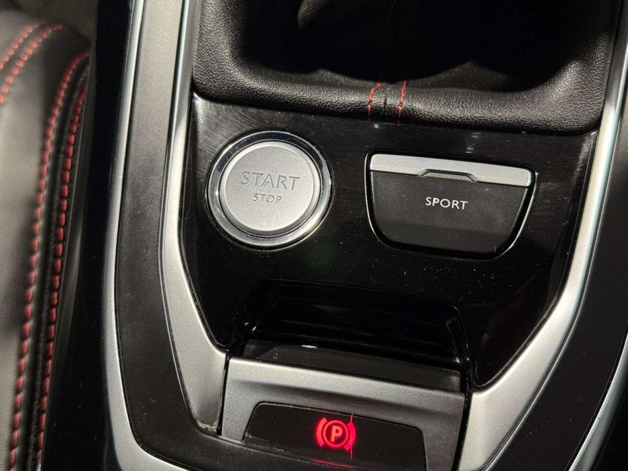 2016 PEUGEOT 308 2016 PEUGEOT 308
