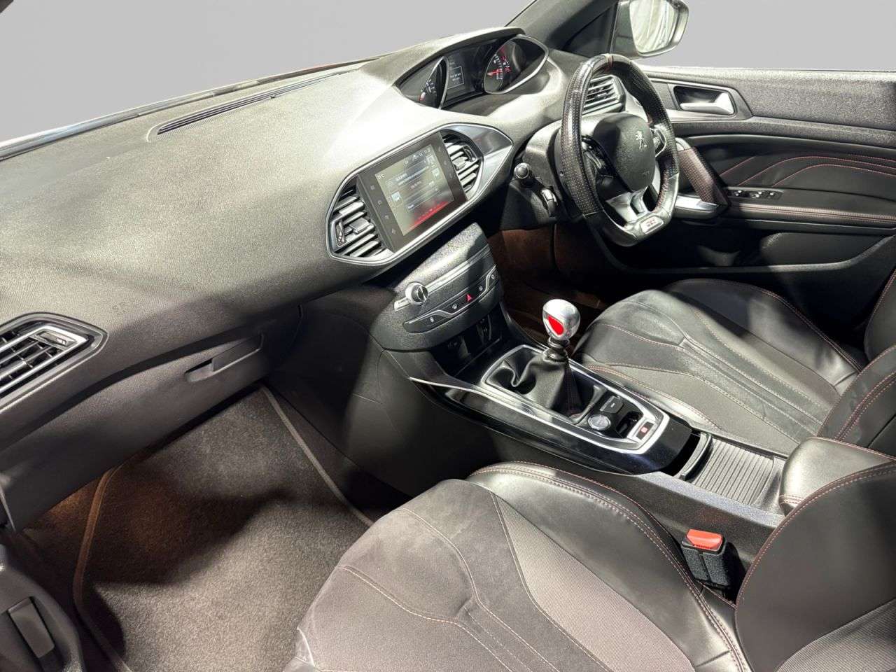2016 PEUGEOT 308 2016 PEUGEOT 308