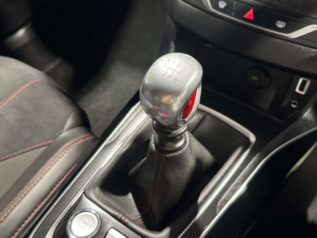 2016 PEUGEOT 308 2016 PEUGEOT 308