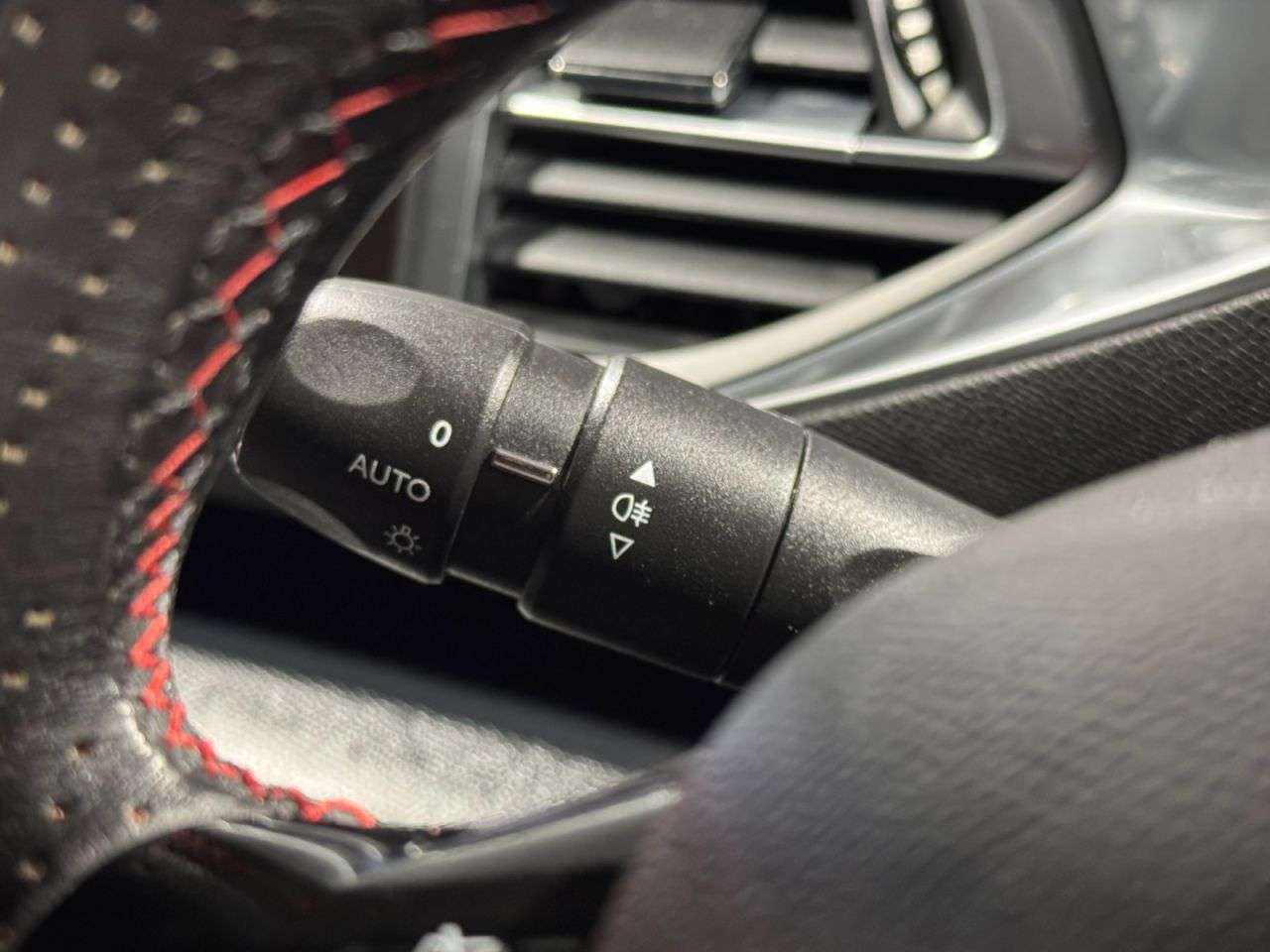 2016 PEUGEOT 308 2016 PEUGEOT 308
