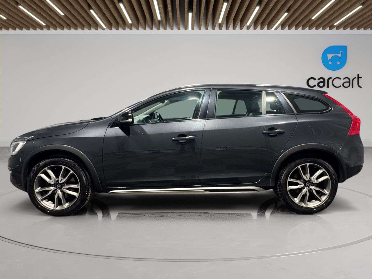 A 2016 VOLVO V60 CROSS COUNTRY 2.4 D4 Lux Nav Estate 5dr Diesel Auto AWD Euro 6 (s/s) (190 ps) (Rates star A 2016 VOLVO V60 CROSS COUNTRY 2.4 D4 Lux Nav Estate 5dr Diesel Auto AWD Euro 6 (s/s) (190 ps) (Rates star