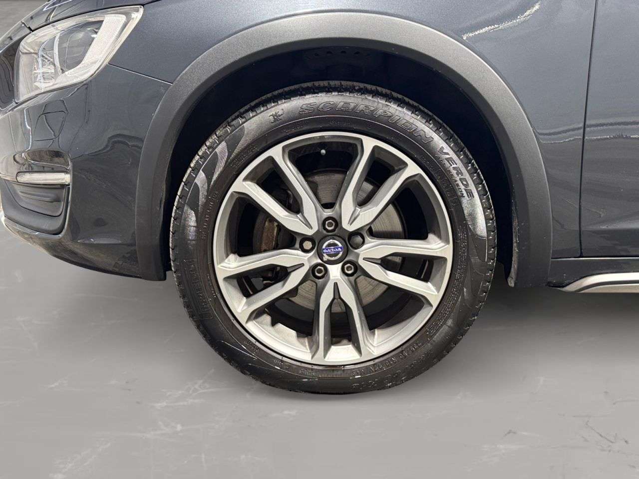 2016 VOLVO V60 CROSS COUNTRY 2016 VOLVO V60 CROSS COUNTRY