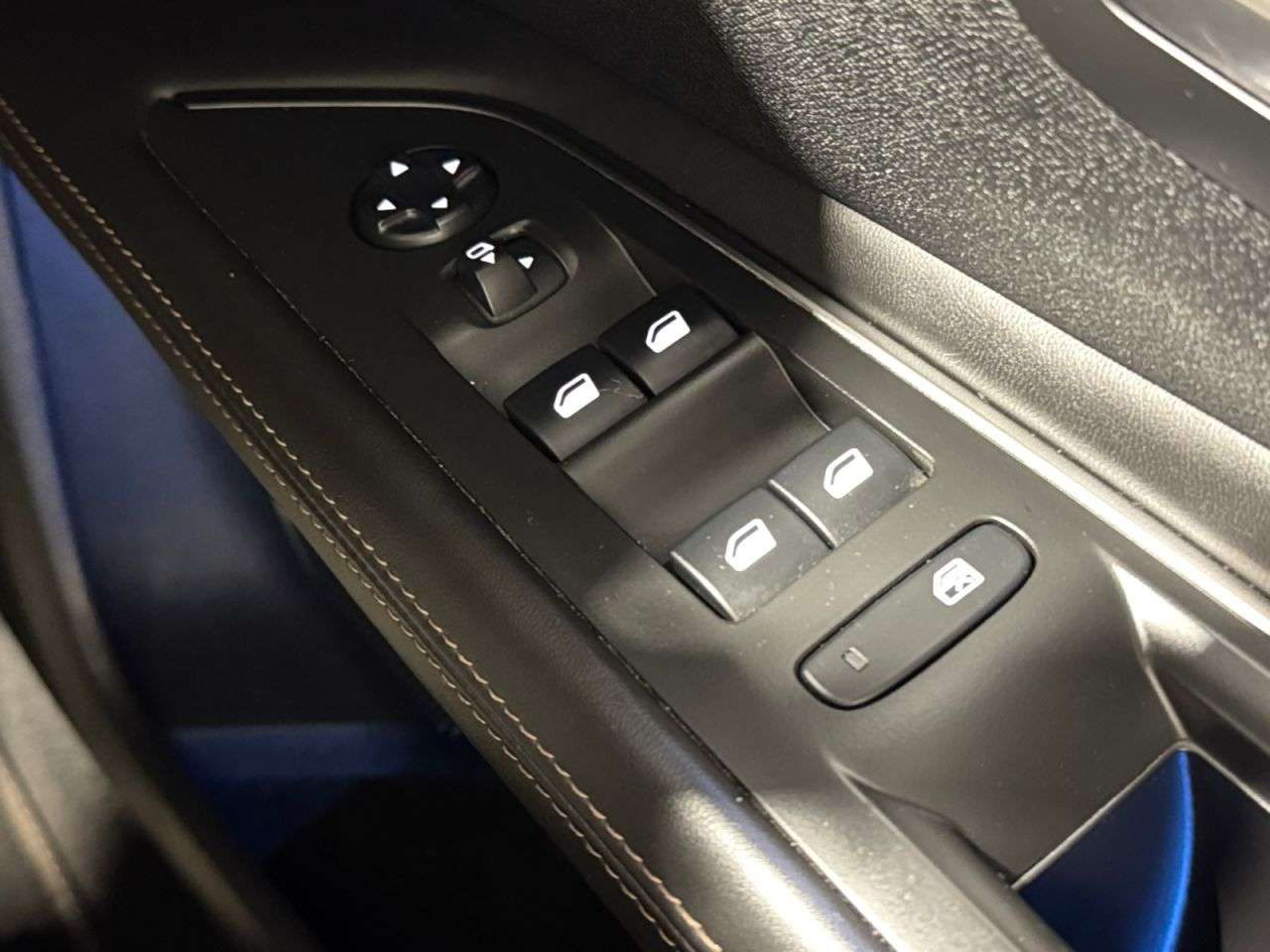 2018 PEUGEOT 3008 2018 PEUGEOT 3008