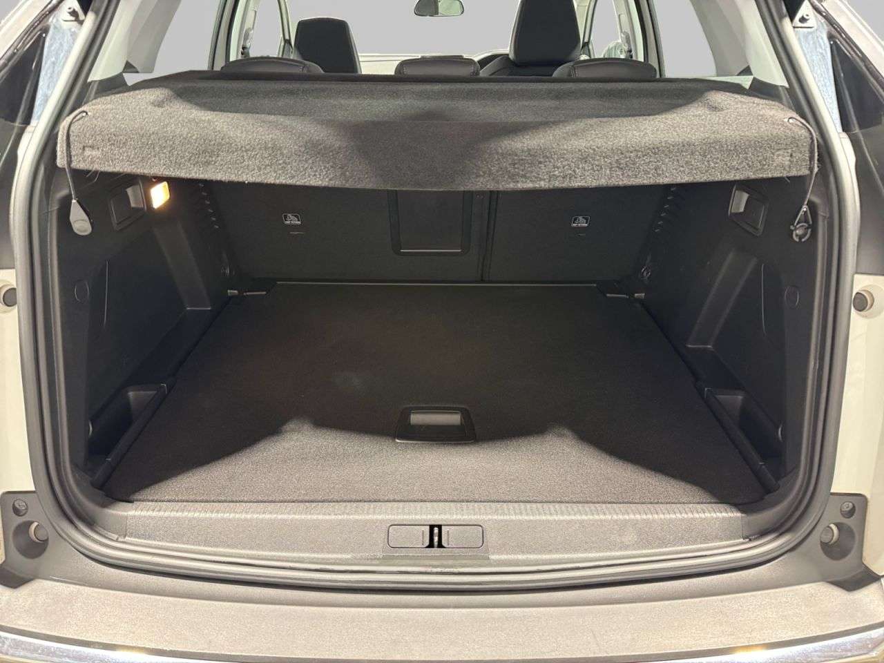 2020 PEUGEOT 3008 2020 PEUGEOT 3008