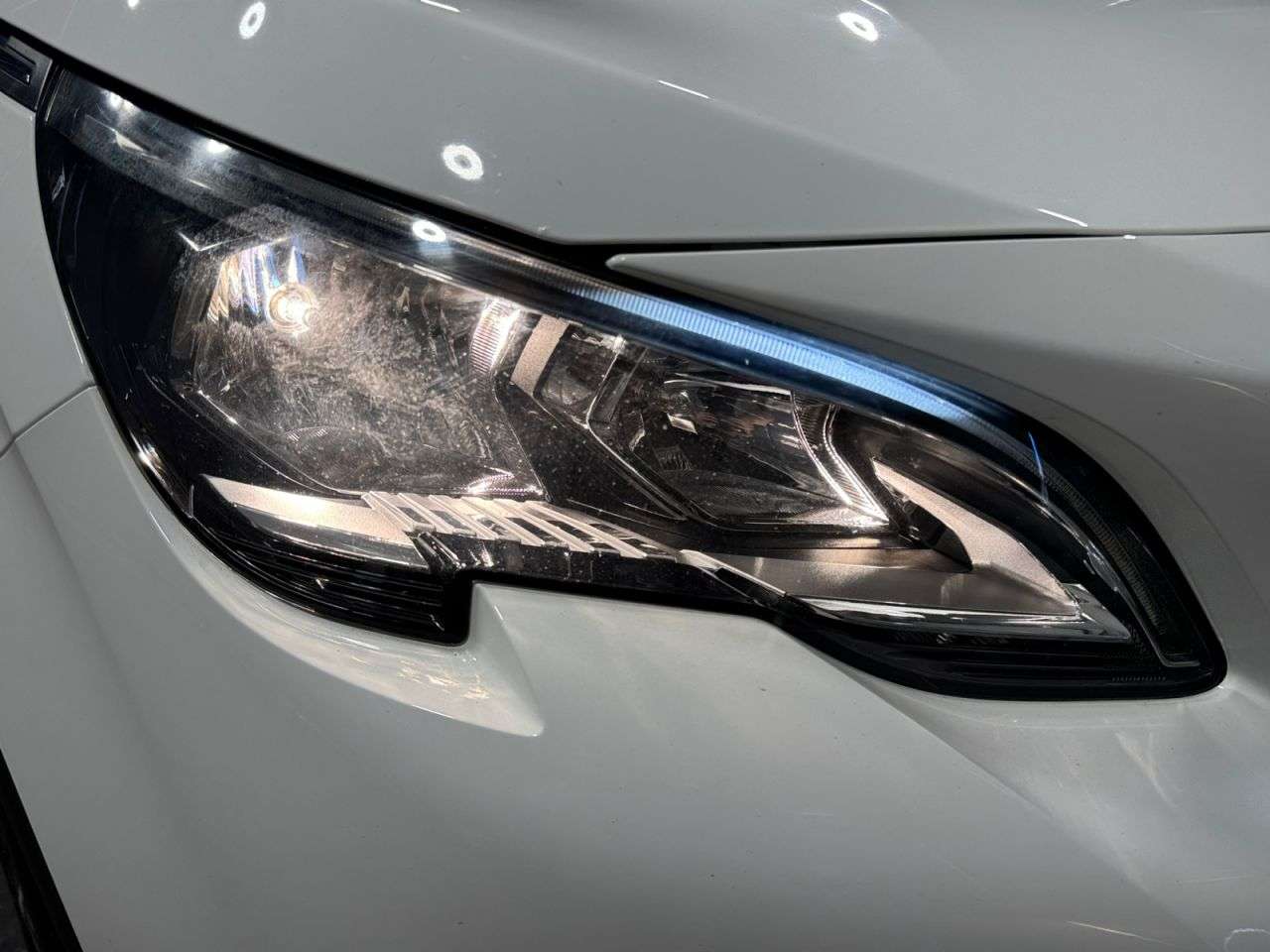 2020 PEUGEOT 3008 2020 PEUGEOT 3008