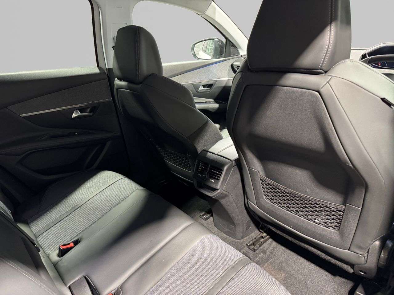 2020 PEUGEOT 3008 2020 PEUGEOT 3008