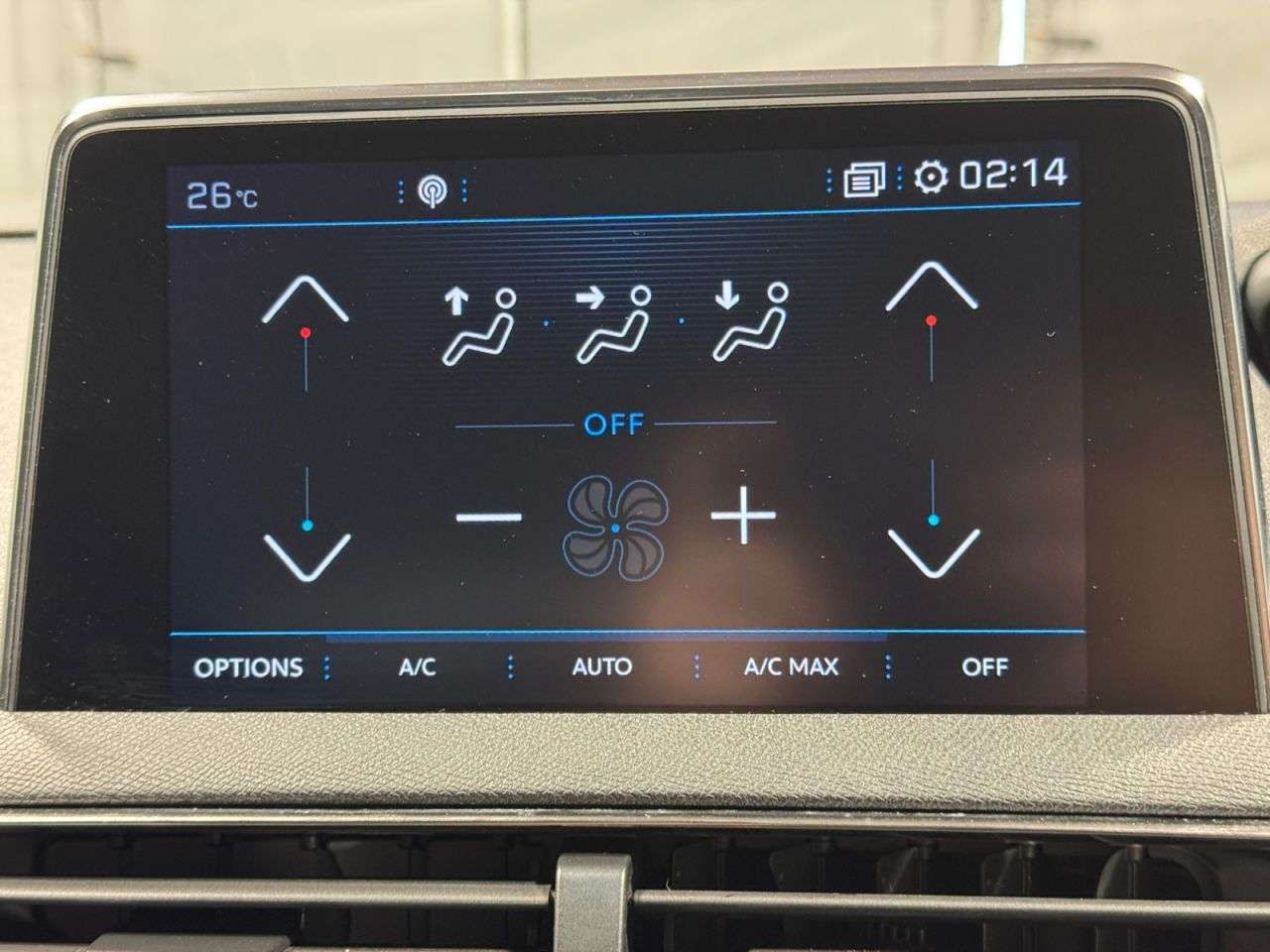 2020 PEUGEOT 3008 2020 PEUGEOT 3008
