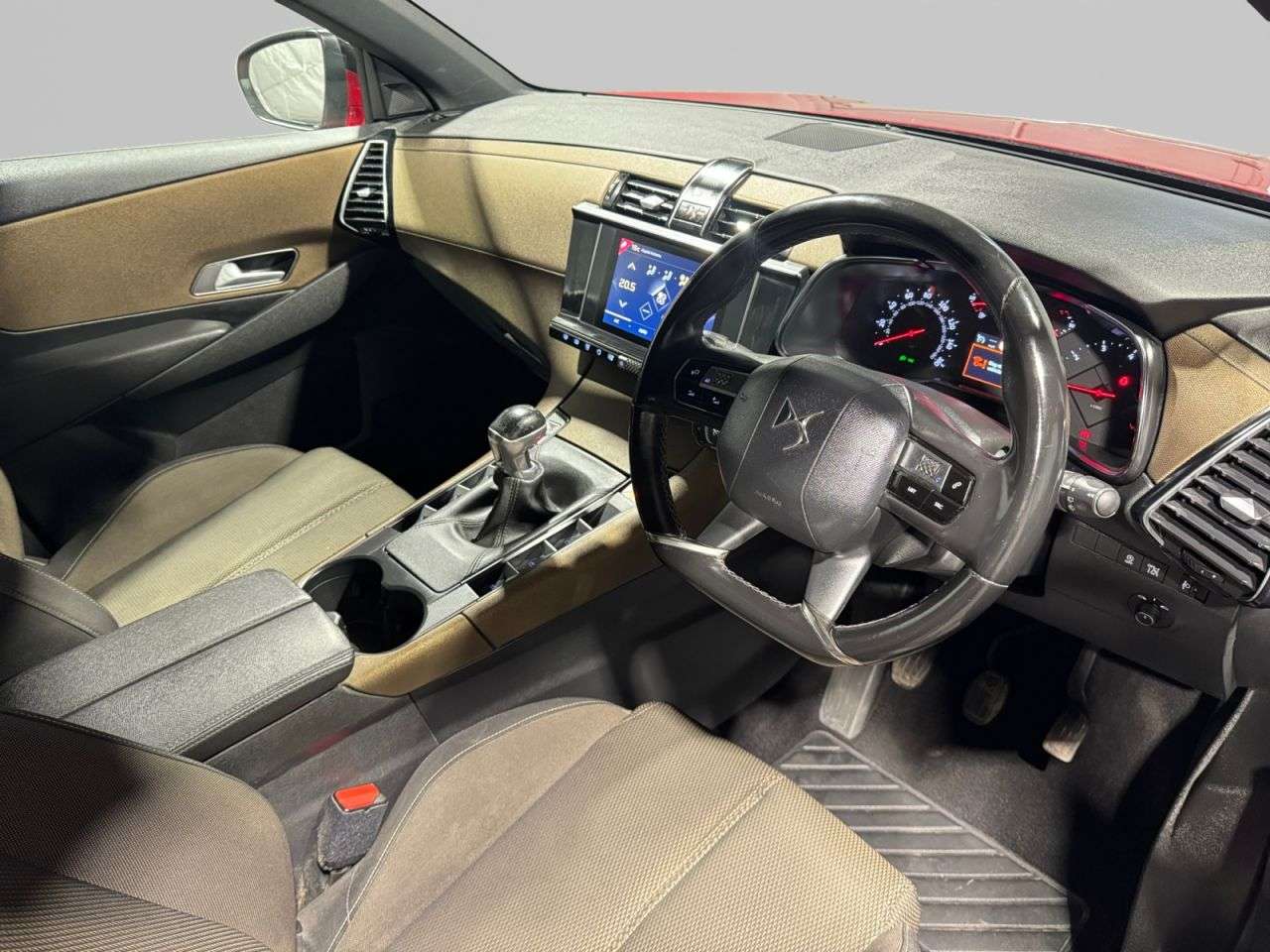 2019 DS AUTOMOBILES DS 7 CROSSBACK 2019 DS AUTOMOBILES DS 7 CROSSBACK