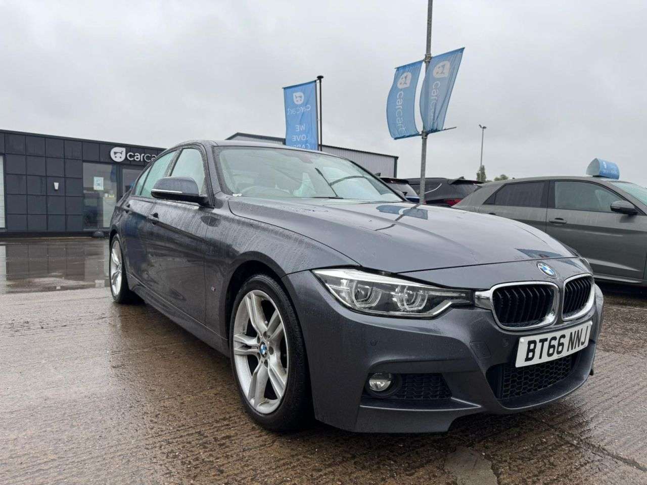 A 2016 BMW 3 SERIES 2.0 330e 7.6kWh M Sport Saloon 4dr Petrol Plug-in Hybrid Auto Euro 6 (s/s) A 2016 BMW 3 SERIES 2.0 330e 7.6kWh M Sport Saloon 4dr Petrol Plug-in Hybrid Auto Euro 6 (s/s)