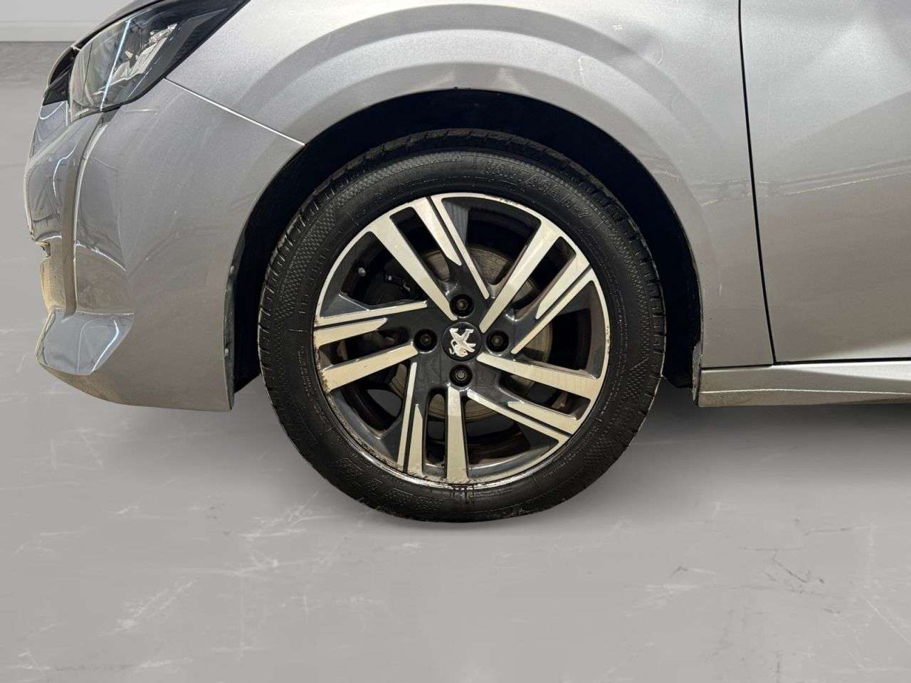 2021 PEUGEOT 208 2021 PEUGEOT 208