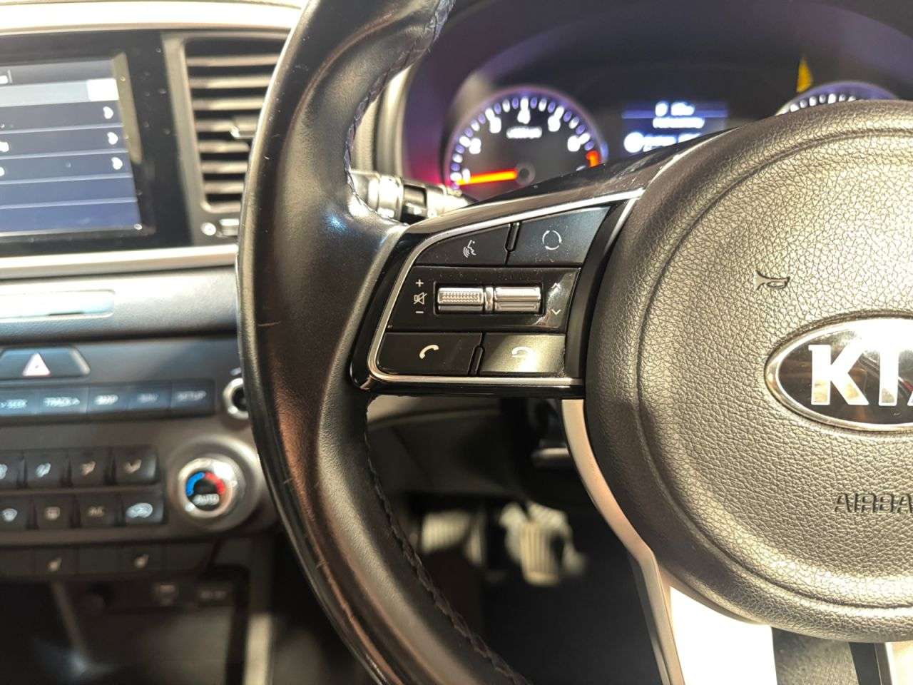 2019 KIA SPORTAGE 2019 KIA SPORTAGE