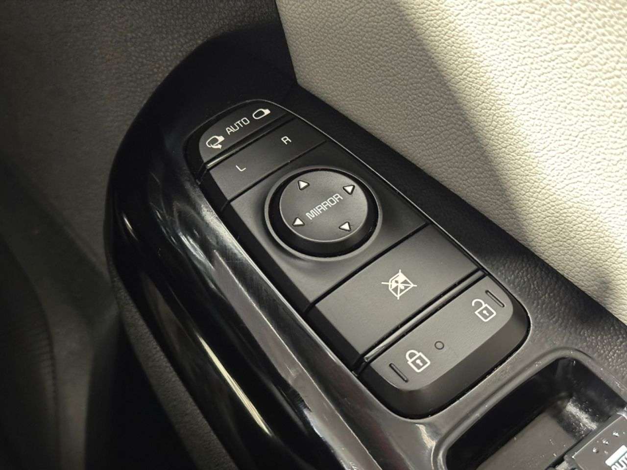 2017 KIA SPORTAGE 2017 KIA SPORTAGE